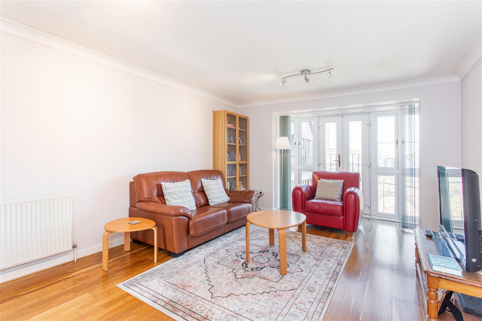 2 bed property in Lagonda House, Bow